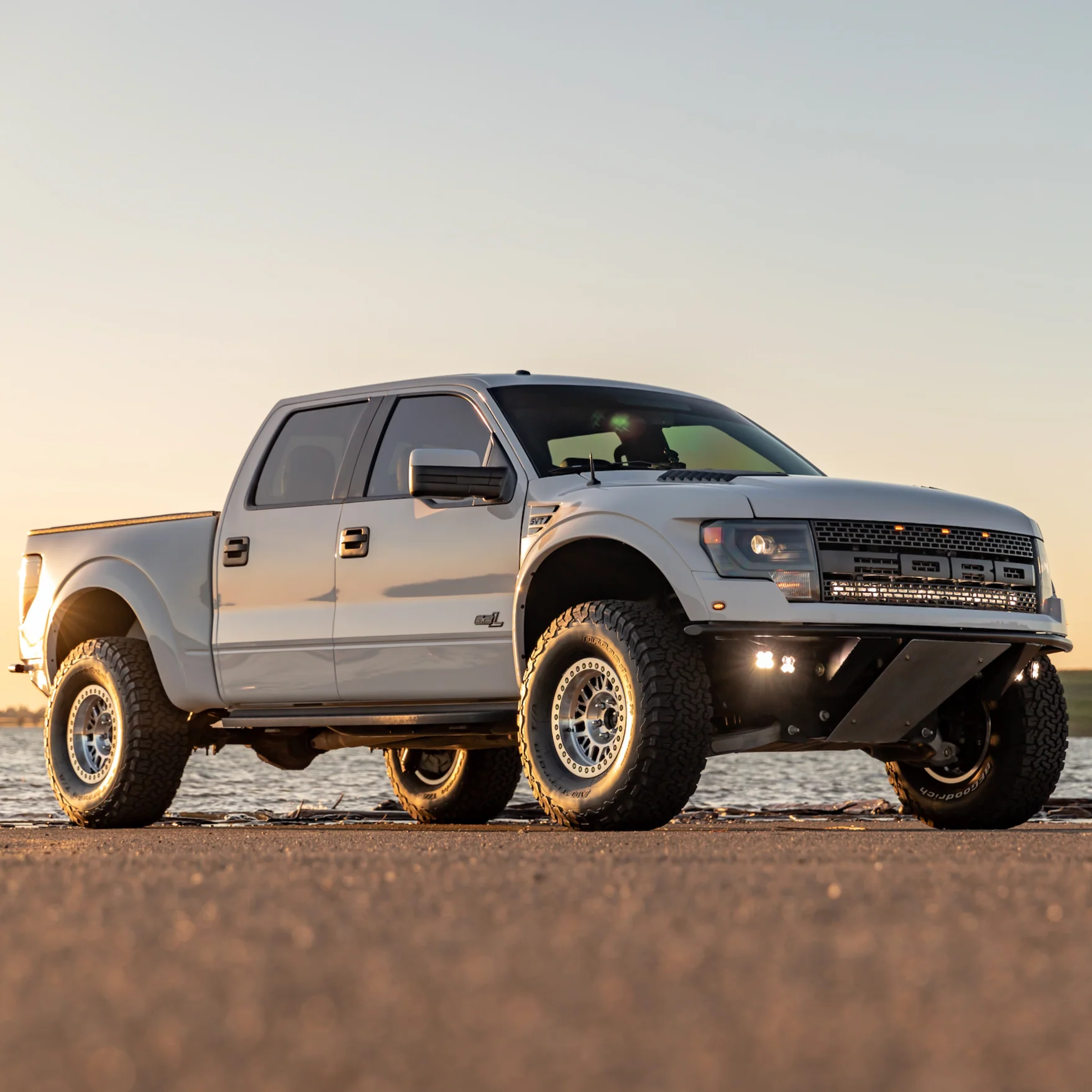 2010-2016 Ford Raptor Fenders - Image 13