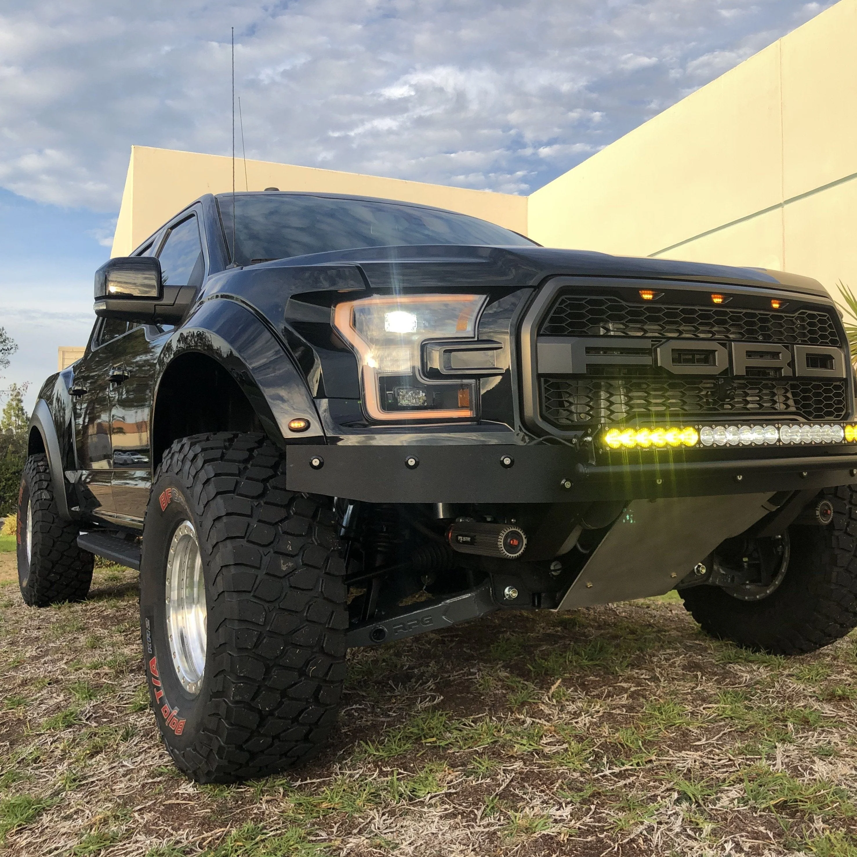 2017-2020 Ford Raptor Fenders - Image 20