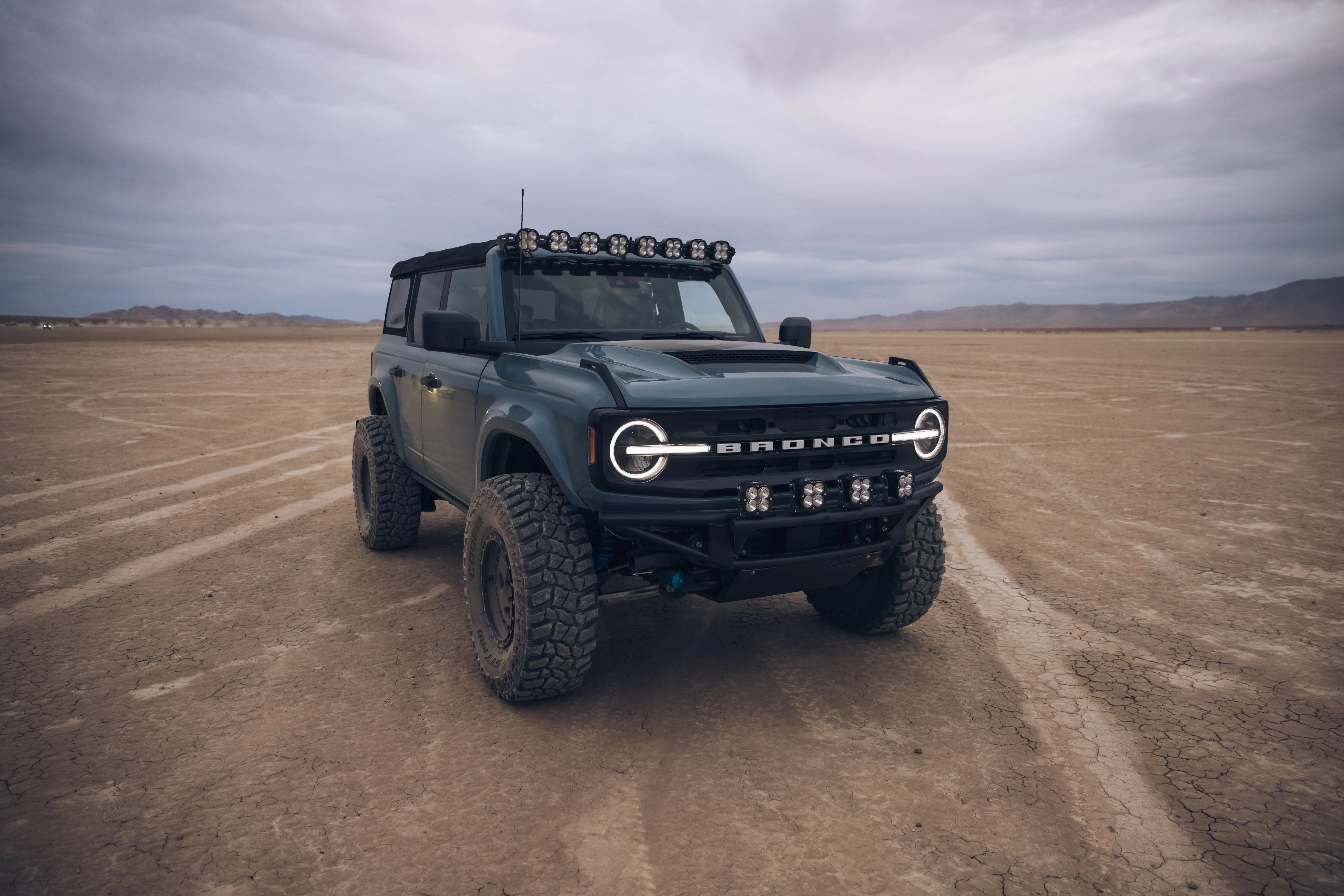 ADV Fiberglass 2021 Ford - Image 30