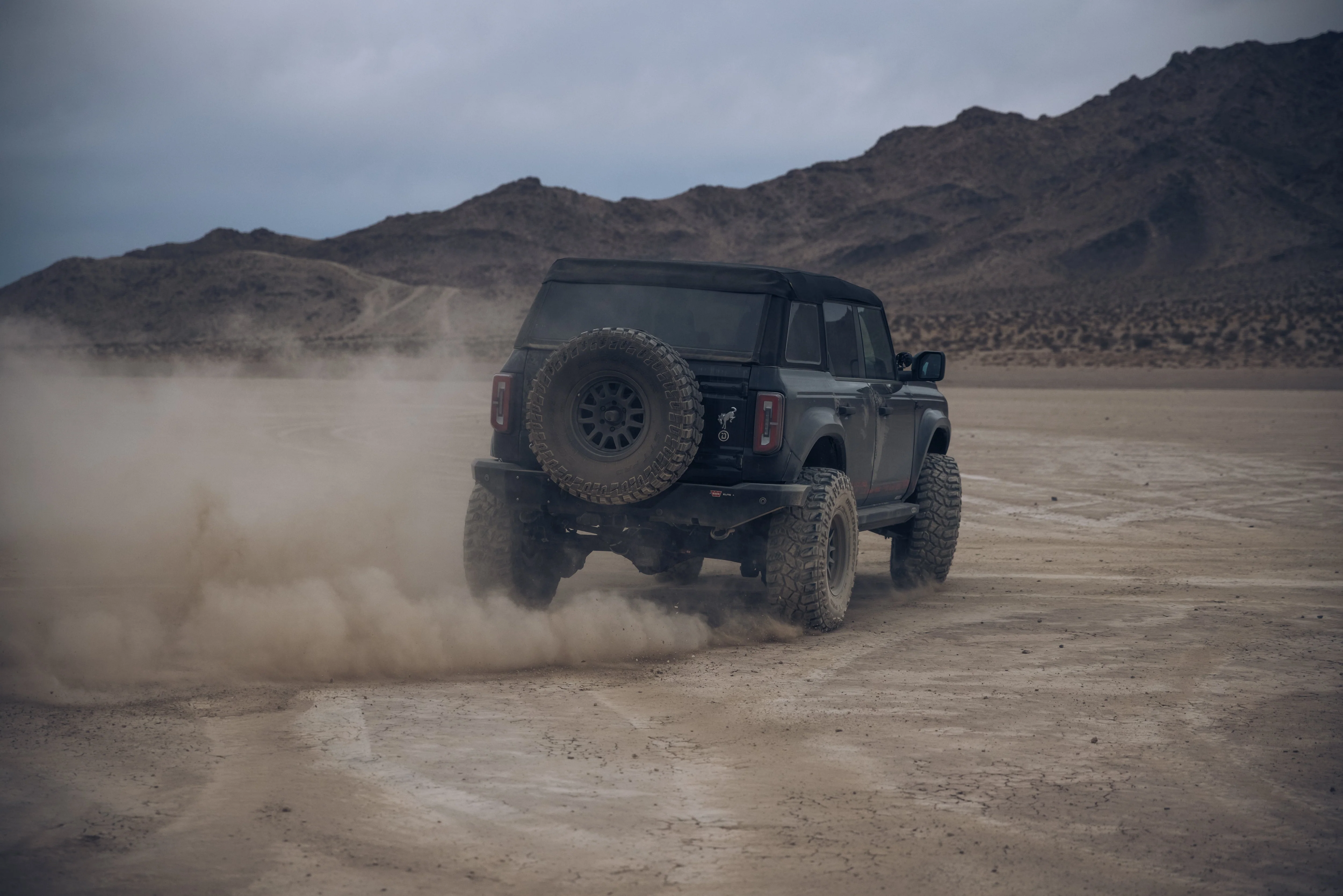 ADV Fiberglass 2021 Ford - Image 32