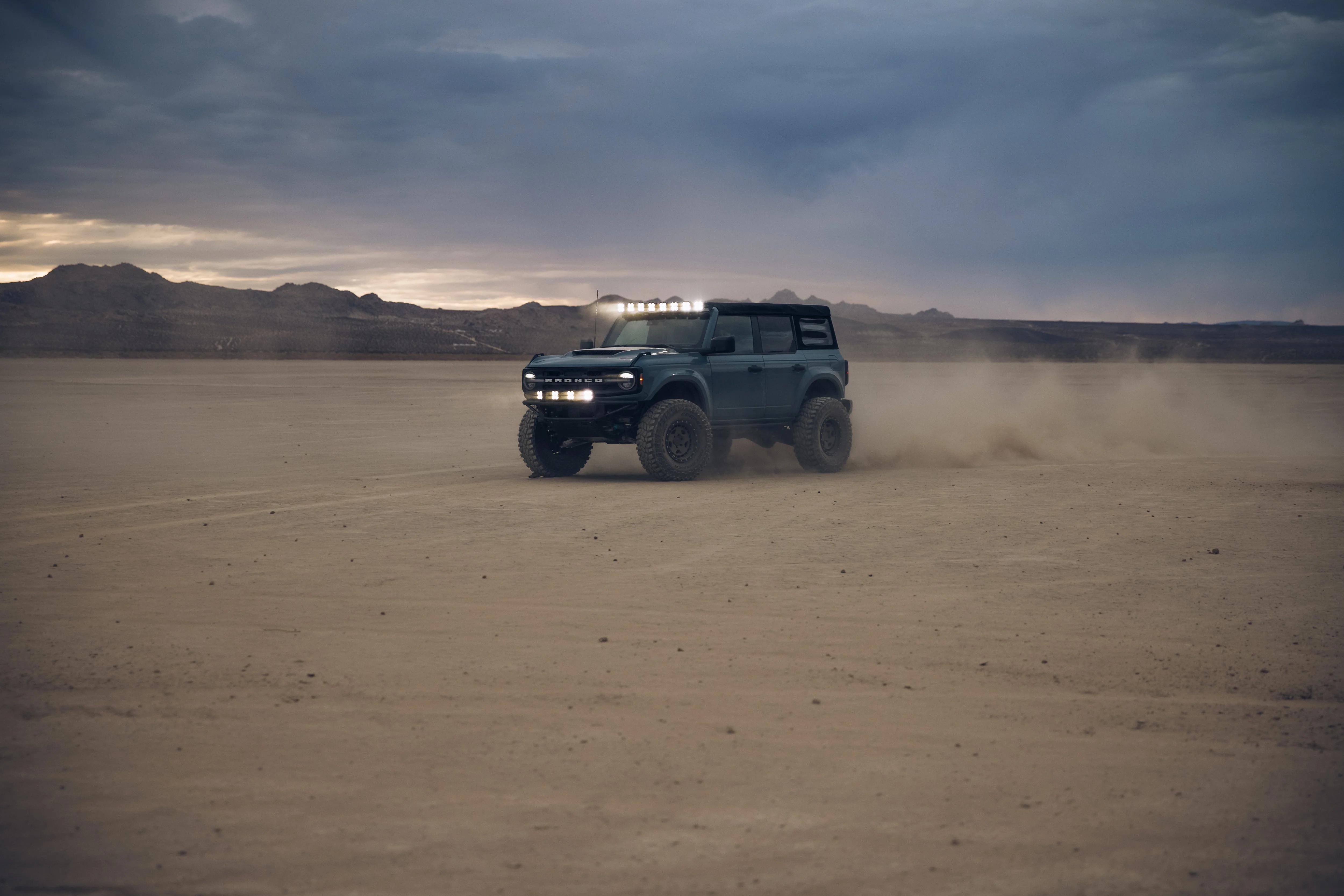 ADV Fiberglass 2021 Ford - Image 36