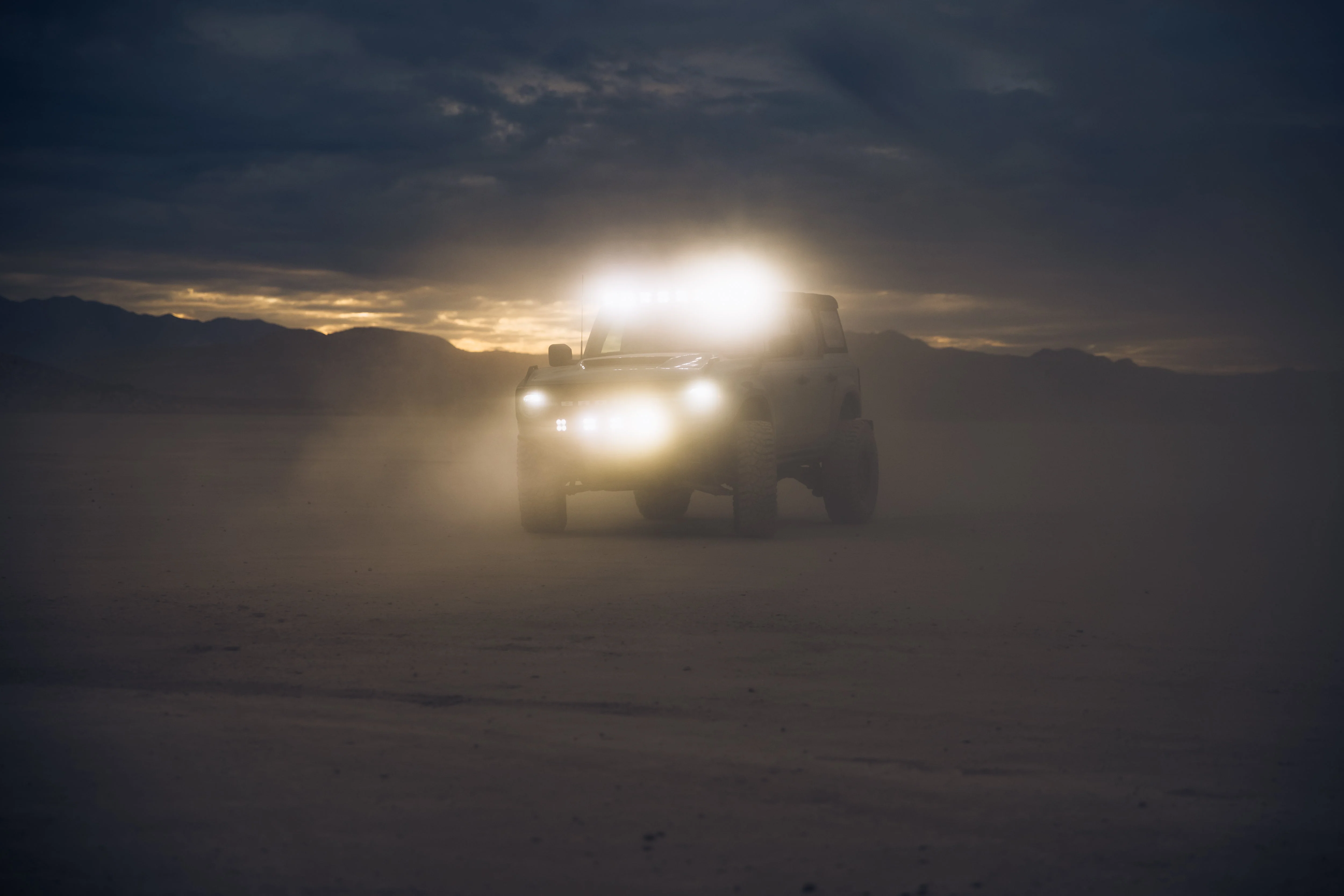 ADV Fiberglass 2021 Ford - Image 37