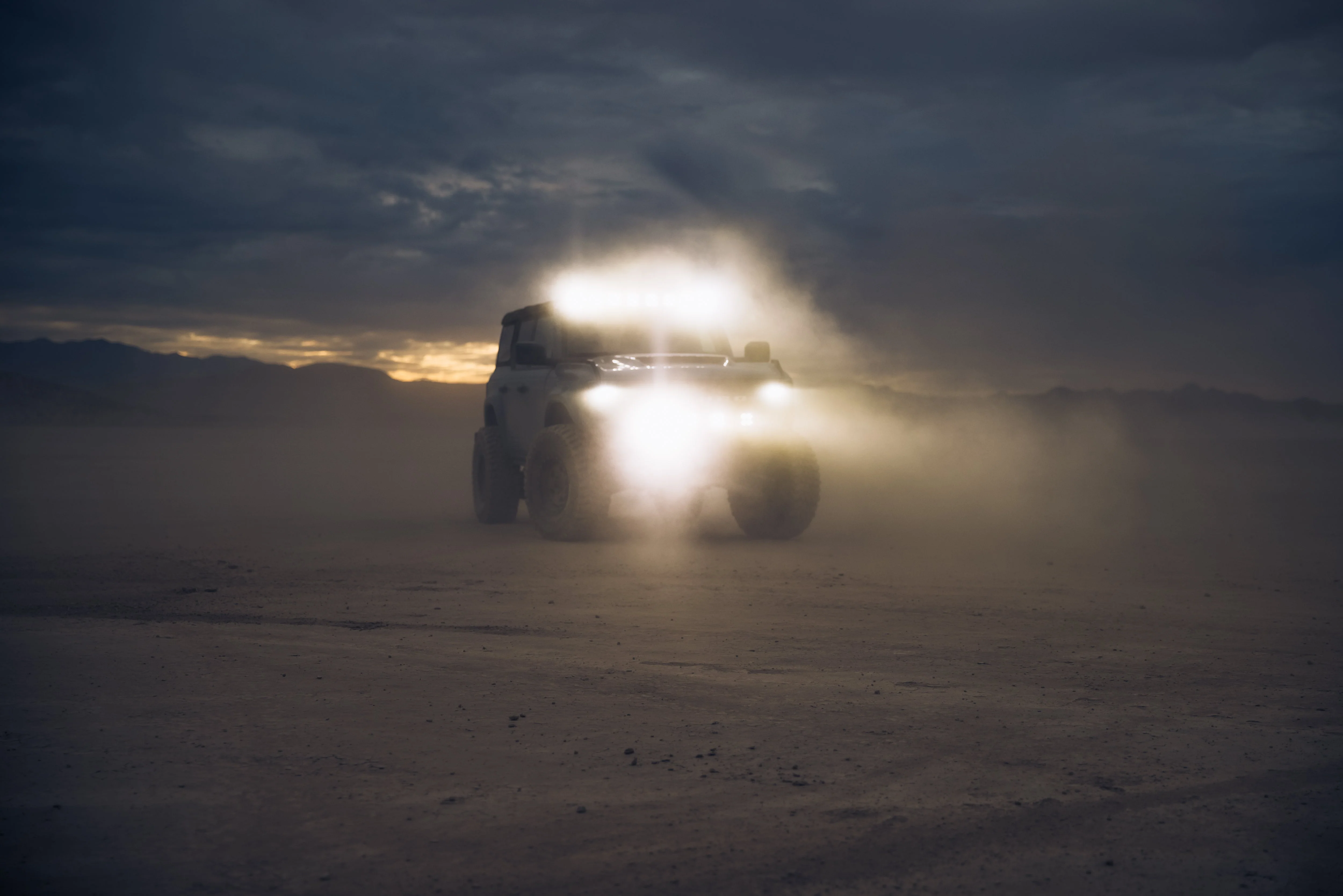 ADV Fiberglass 2021 Ford - Image 38