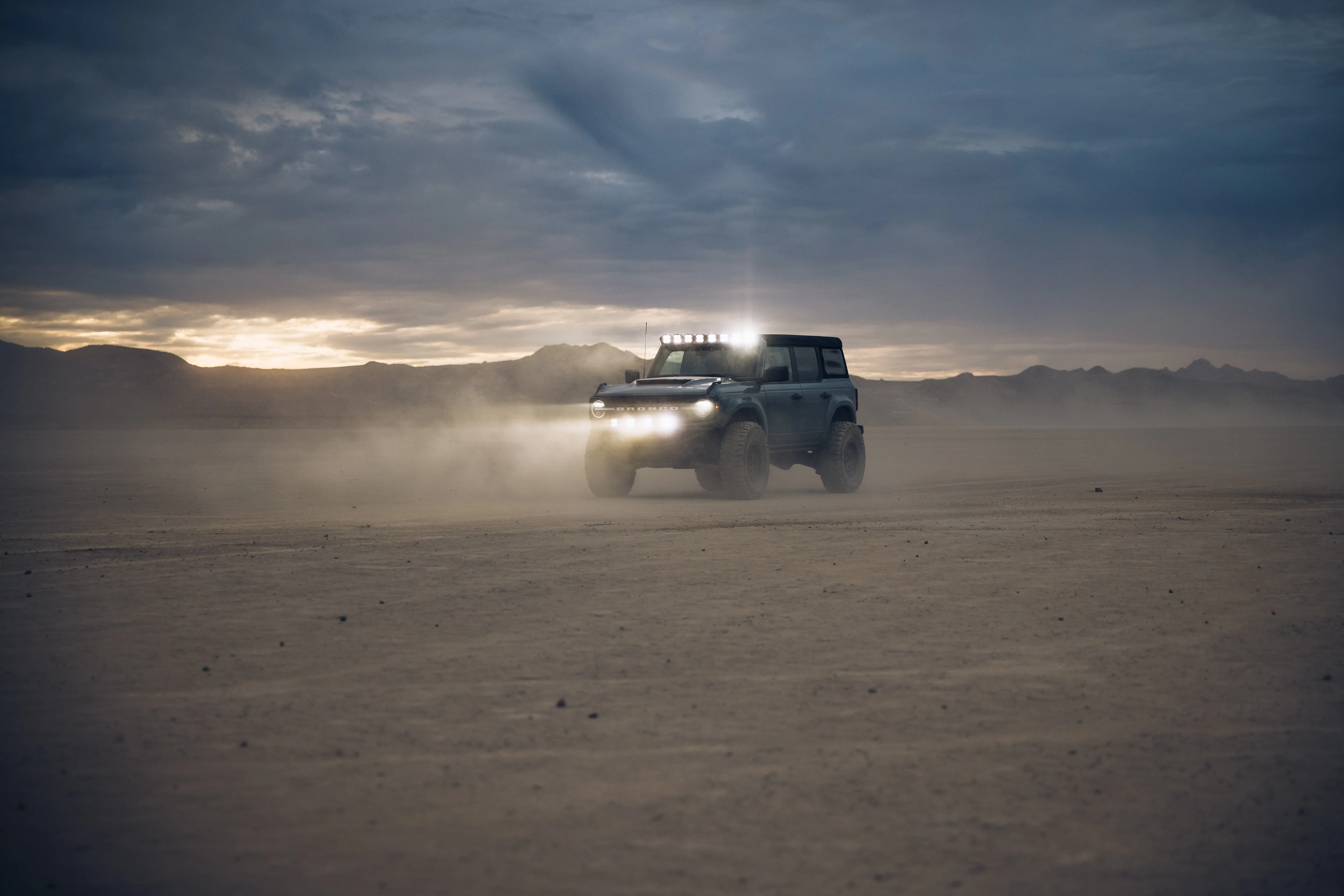 ADV Fiberglass 2021 Ford - Image 41