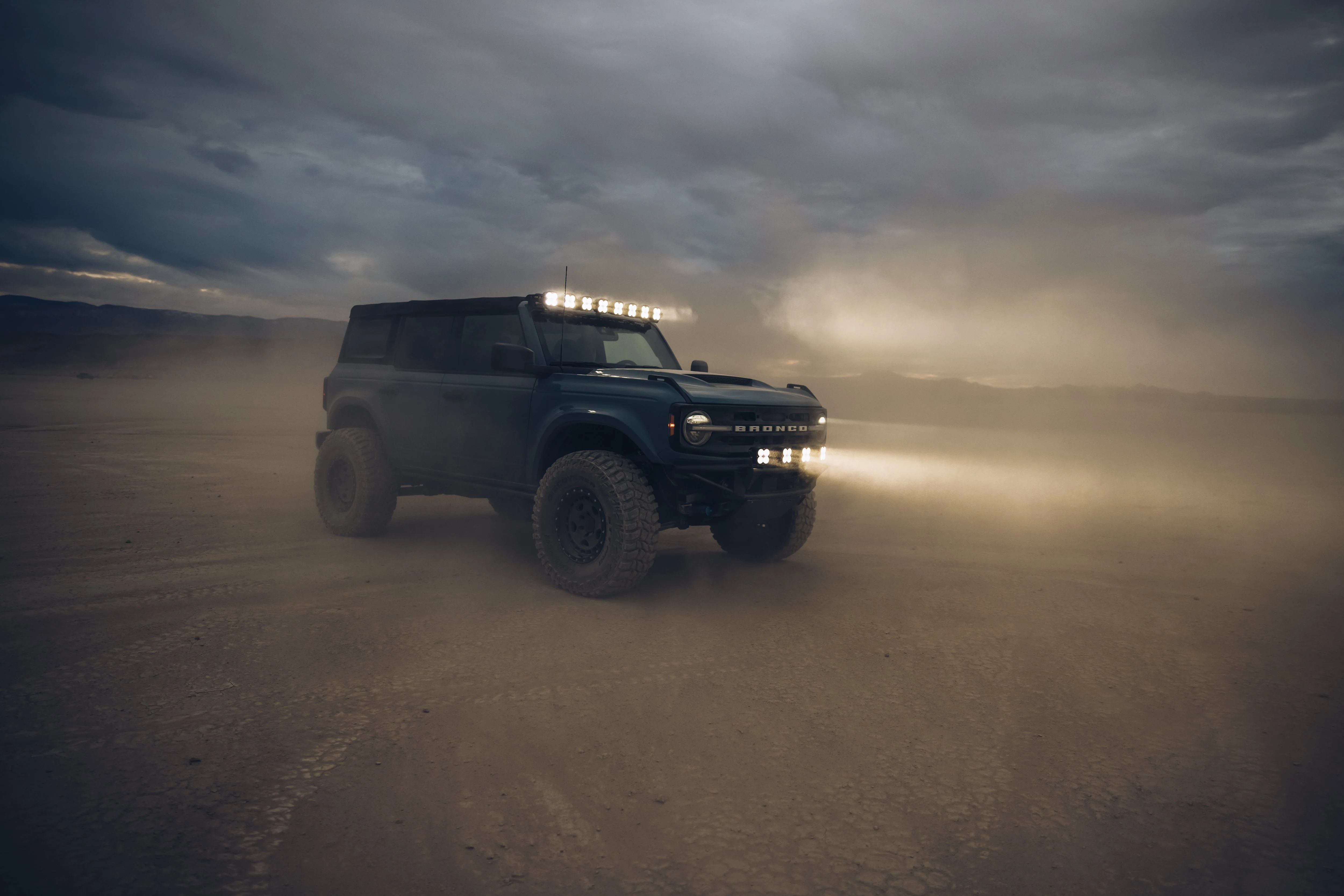 ADV Fiberglass 2021 Ford - Image 43