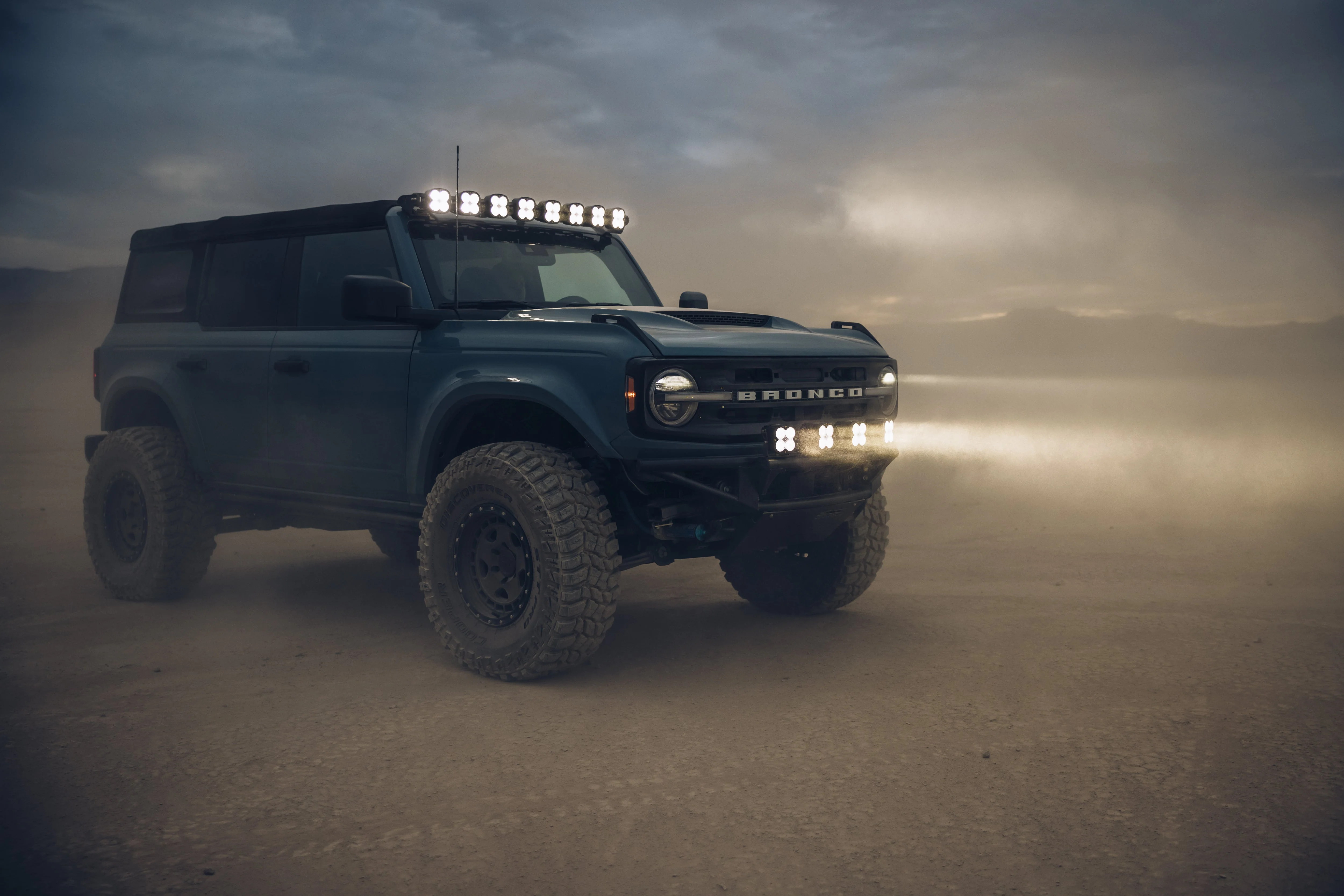 ADV Fiberglass 2021 Ford - Image 44