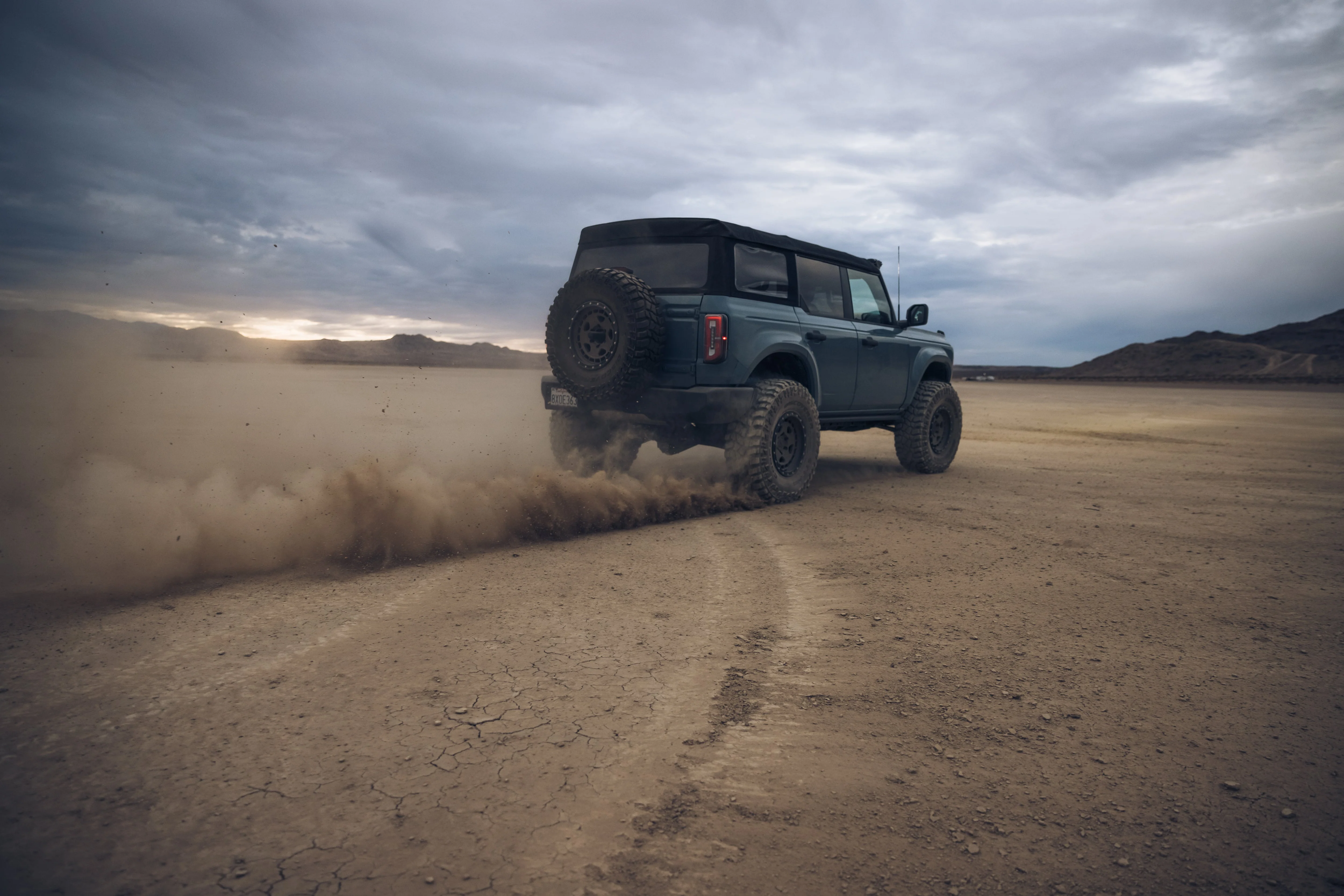 ADV Fiberglass 2021 Ford - Image 8