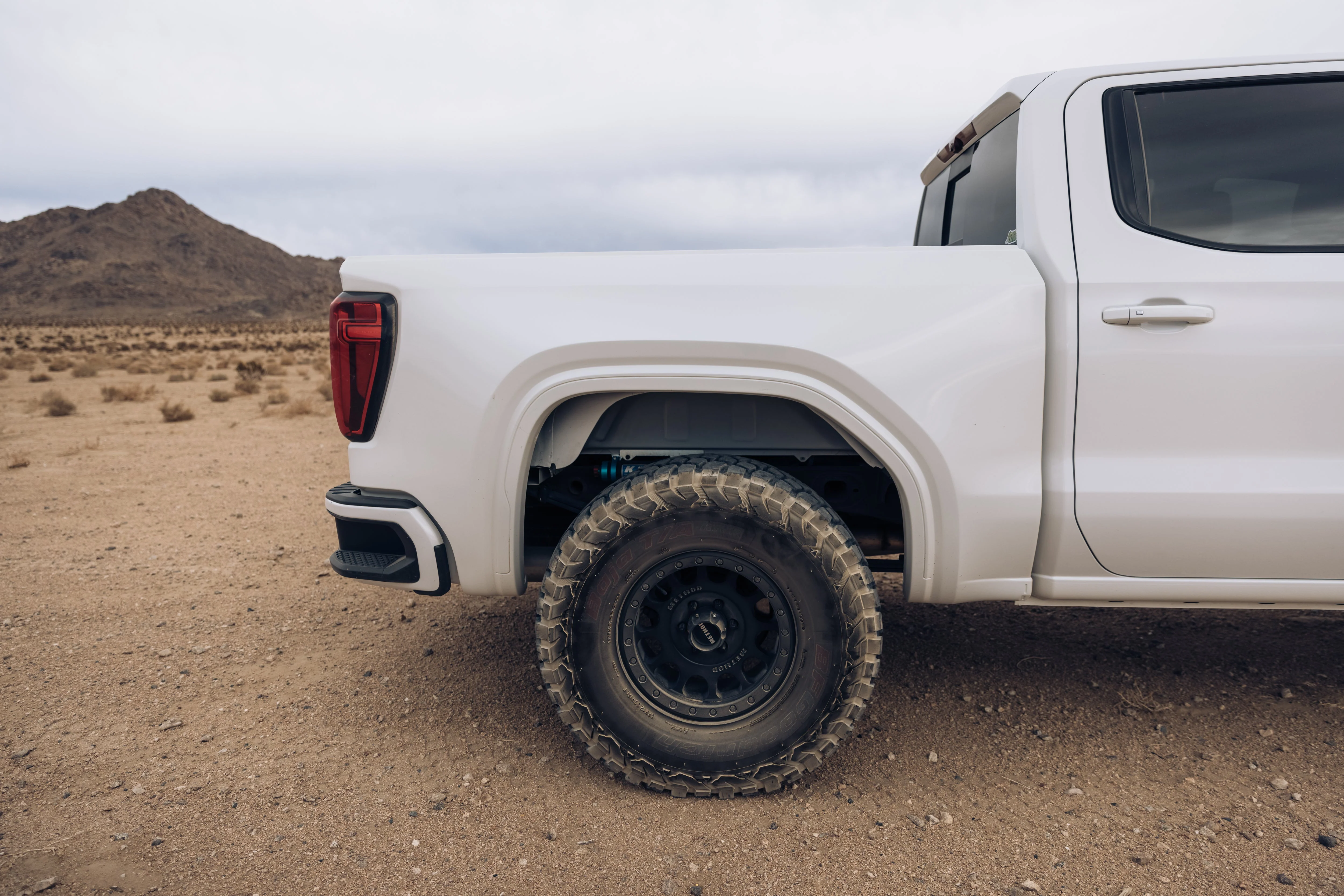 Eric Hardin's 2019 GMC Sierra - Image 5