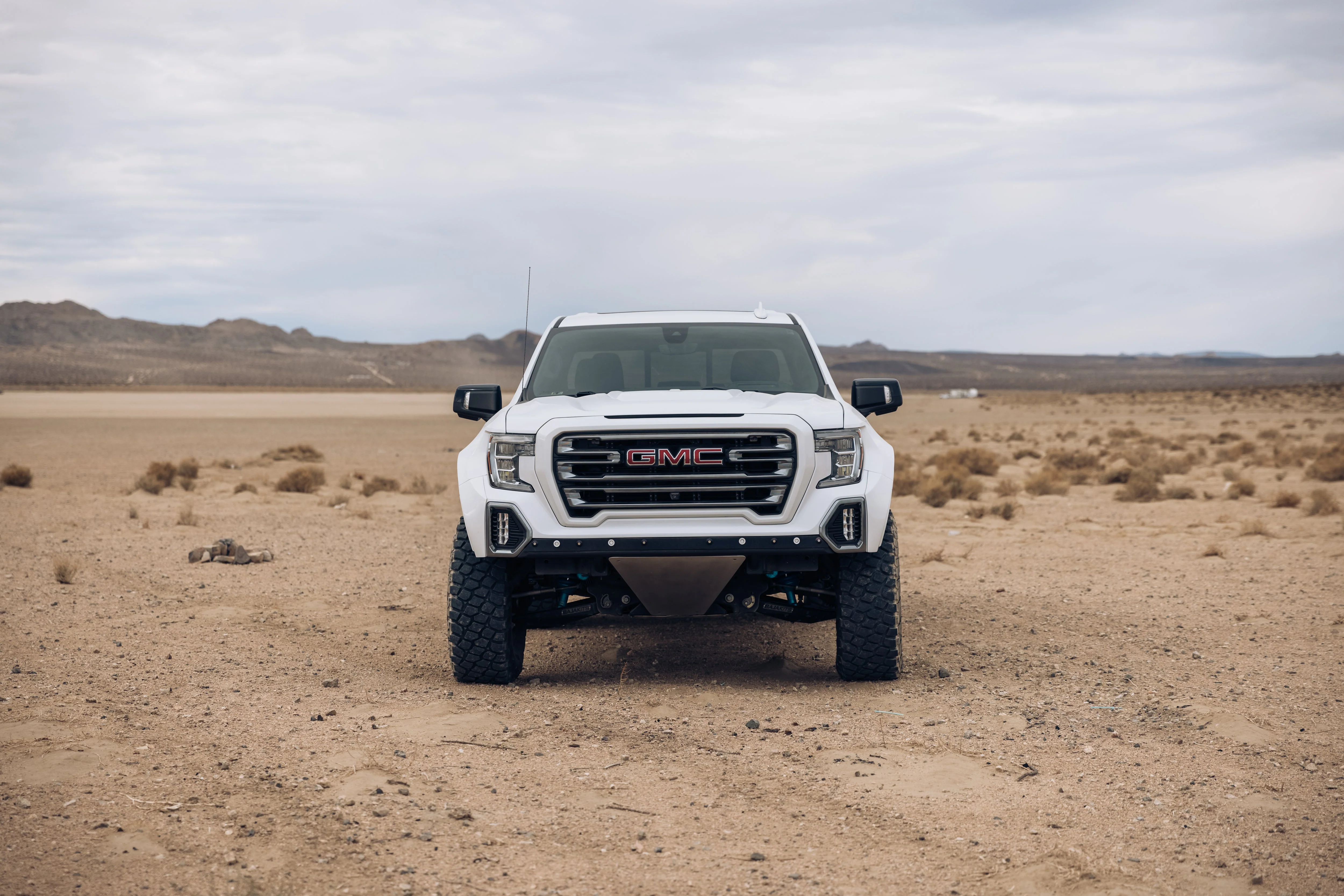 Eric Hardin's 2019 GMC Sierra - Image 7