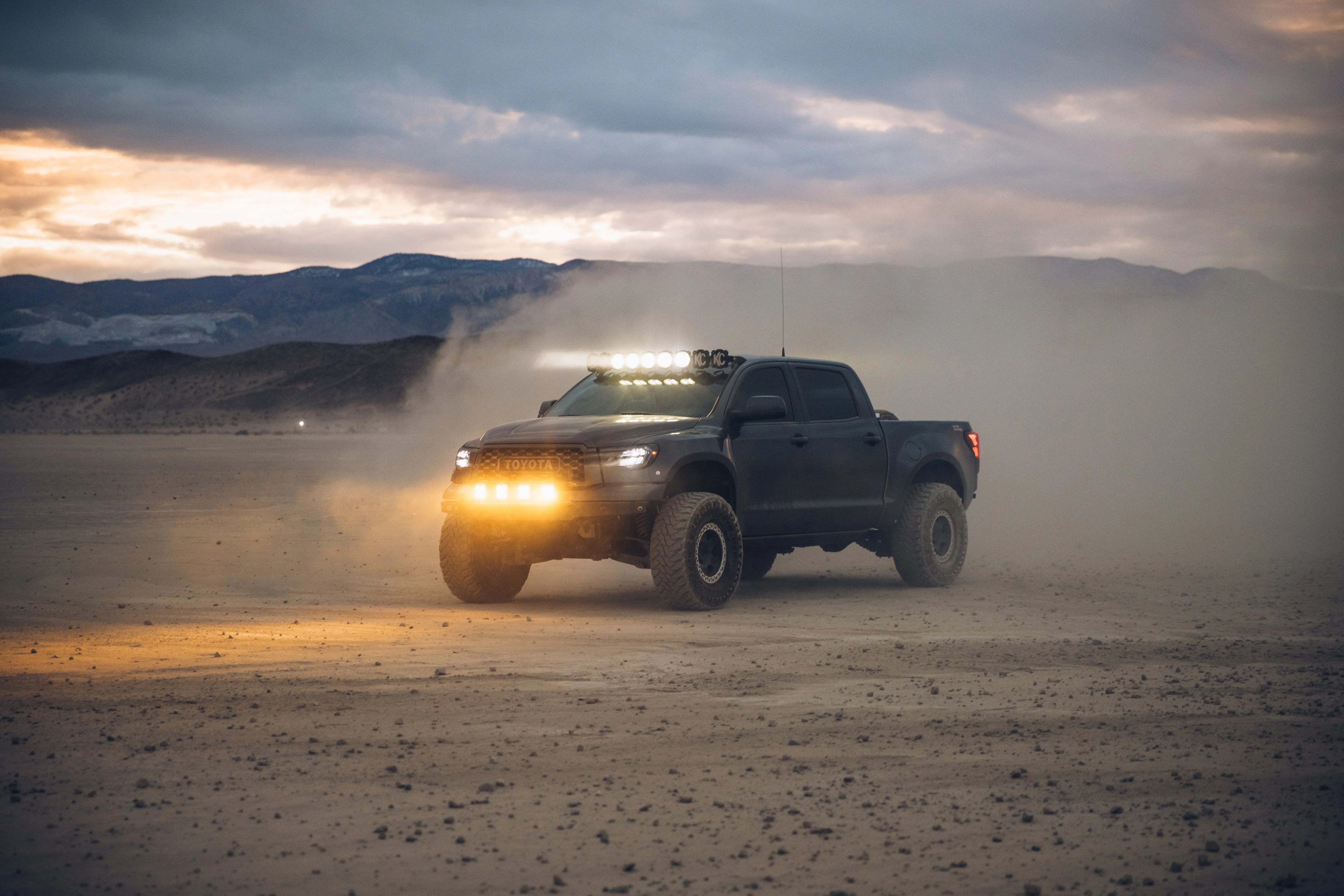 Ryan Beez's 2012 Toyota Tundra - Image 27