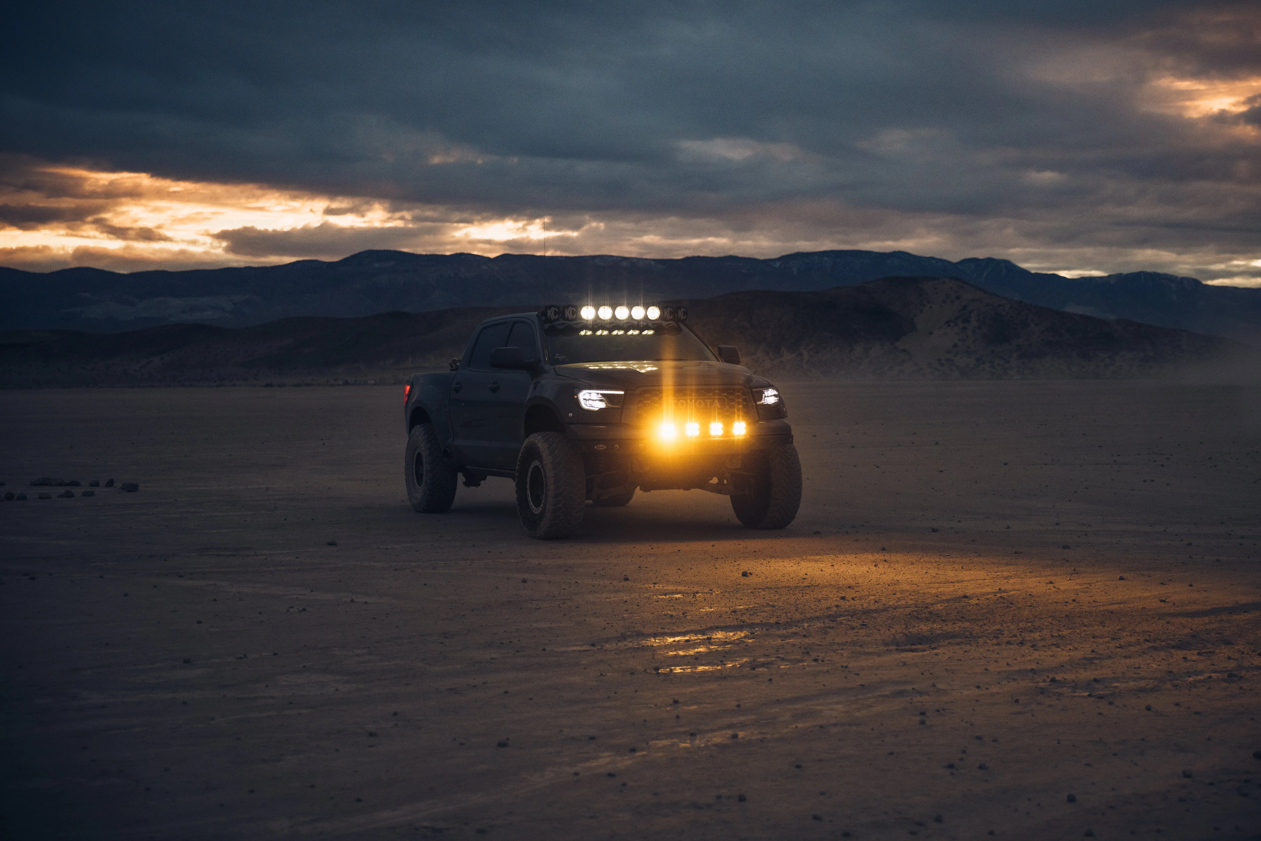 Ryan Beez's 2012 Toyota Tundra - Image 30